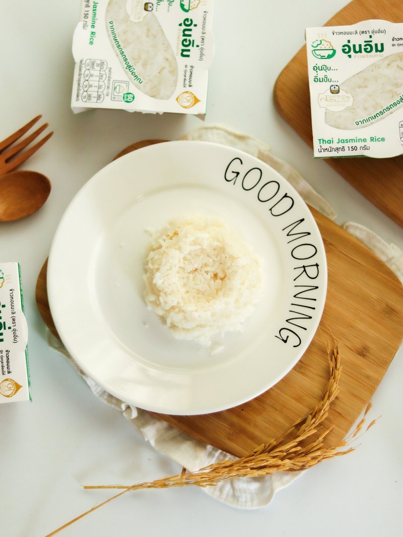 ข้าวหอมมะลิ พร้อมทาน ขนาด 150 กรัม x 12 ถ้วย ตรา อุ่นอิ่ม