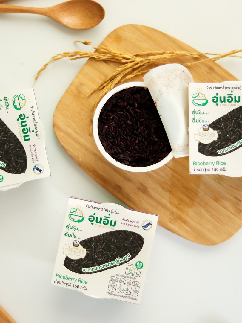 ข้าวไรซ์เบอร์รี่ พร้อมทาน ขนาด 150 กรัม x 12 ถ้วย ตรา อุ่นอิ่ม