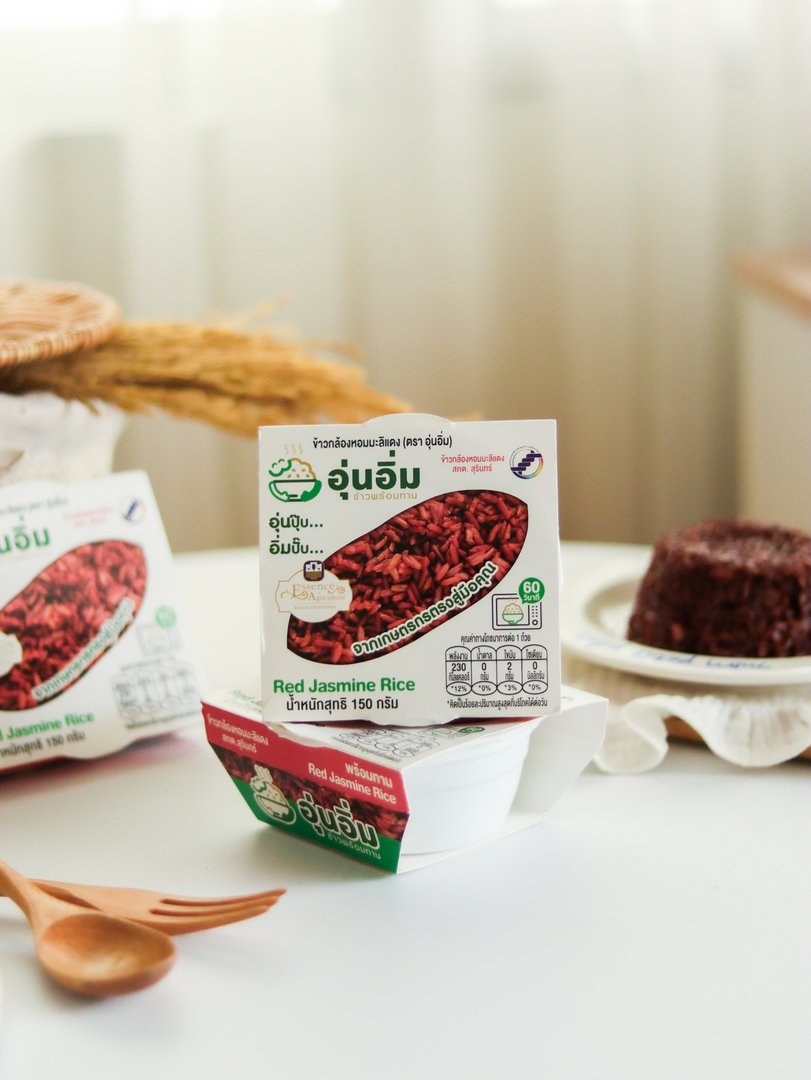 ข้าวหอมมะลิแดง พร้อมทาน ขนาด 150 กรัม x 12 ถ้วย ตรา อุ่นอิ่ม