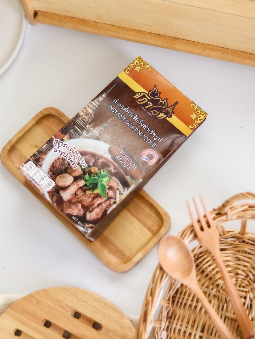 ก๋วยเตี๋ยวเรือกึ่งสำเร็จรูป ตรา ชฎาไท